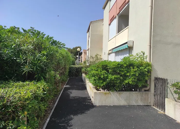 T2 En Bord De - Les Capounades Διαμέρισμα